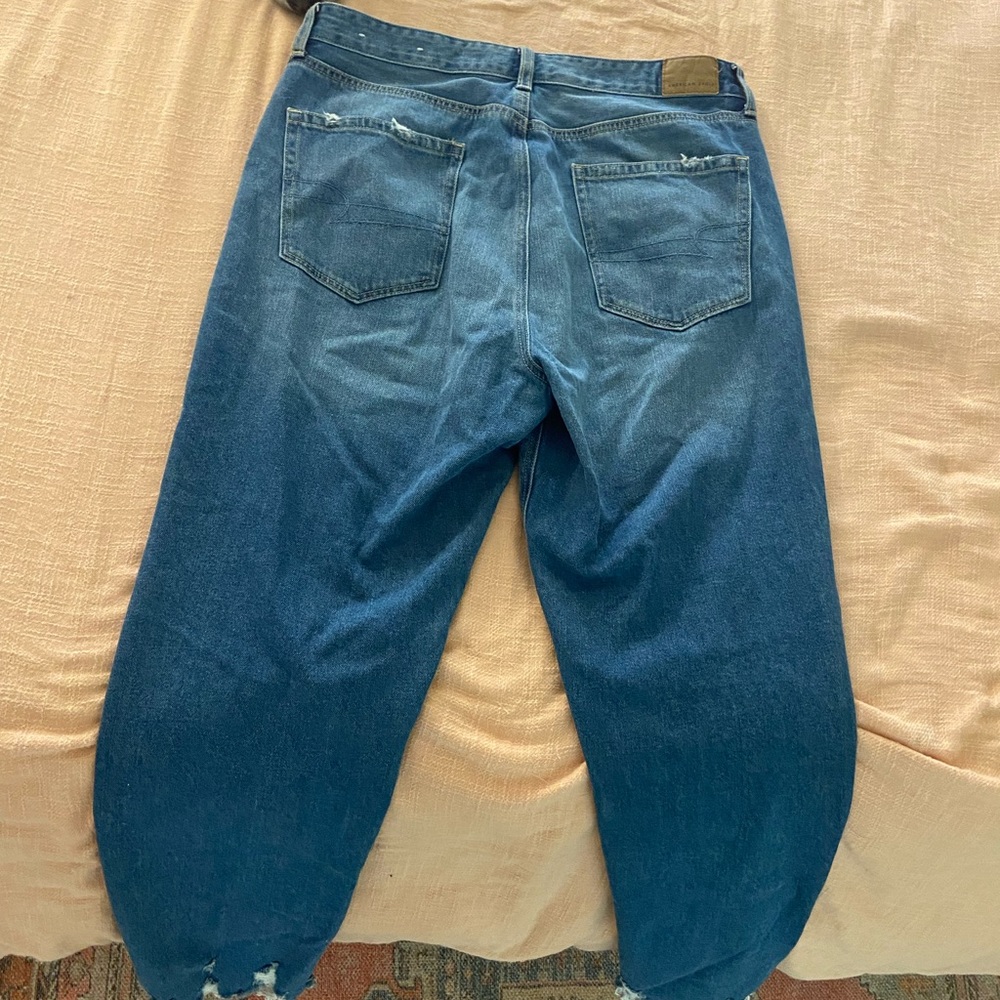 AEO Mom Jean - Picture 4 of 4